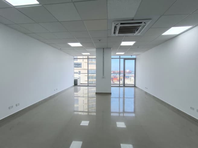 Imagen principal de Oficina en Arriendo Manga