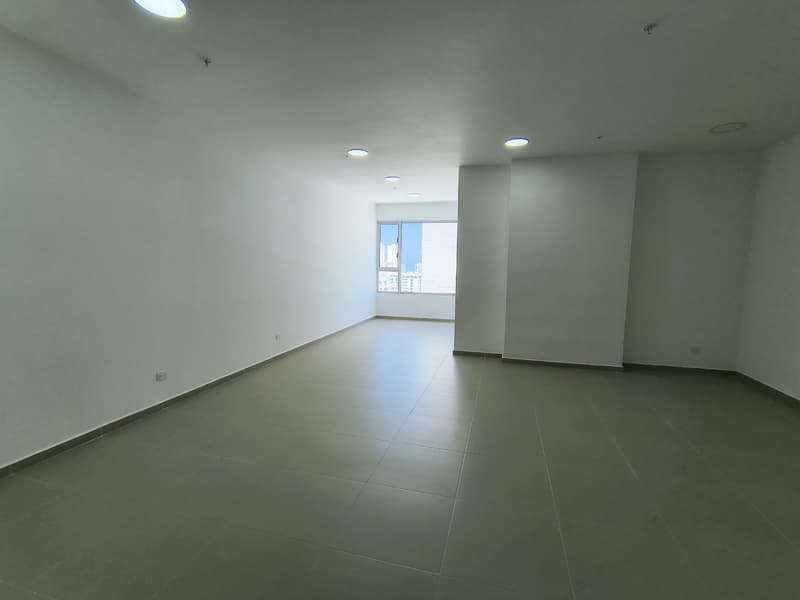 Imagen principal de Oficina en Arriendo Manga