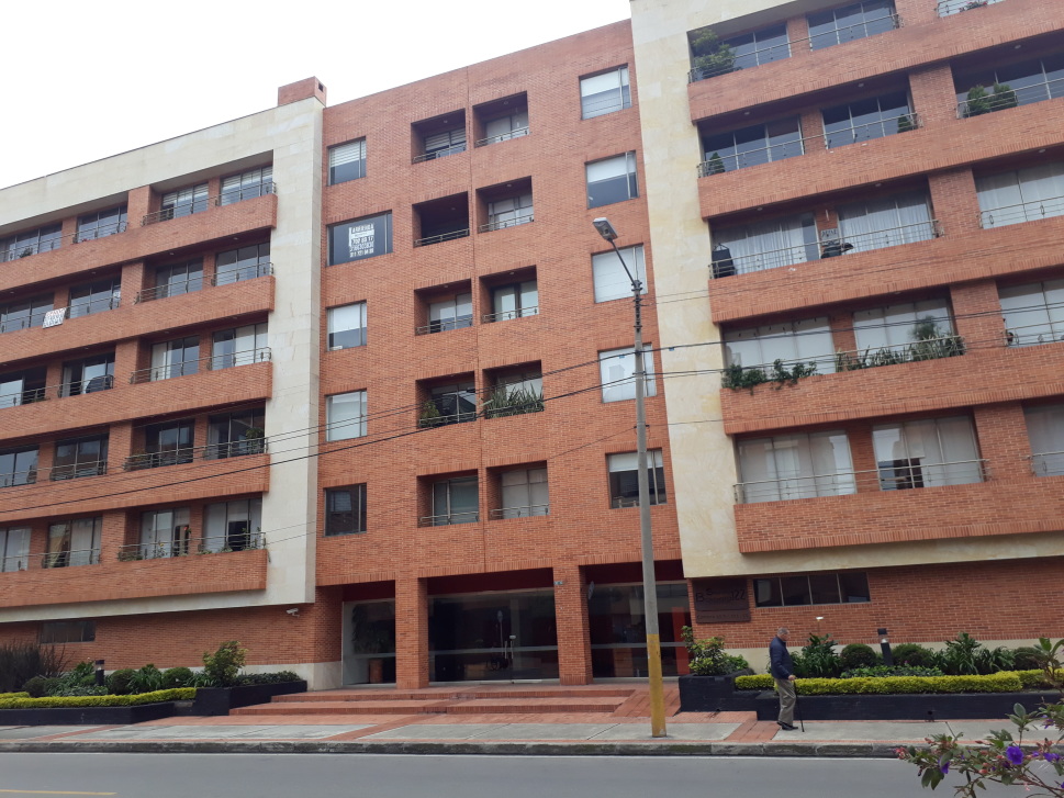 Apartamento en arriendo en BOGOTA - SANTA BARBARA